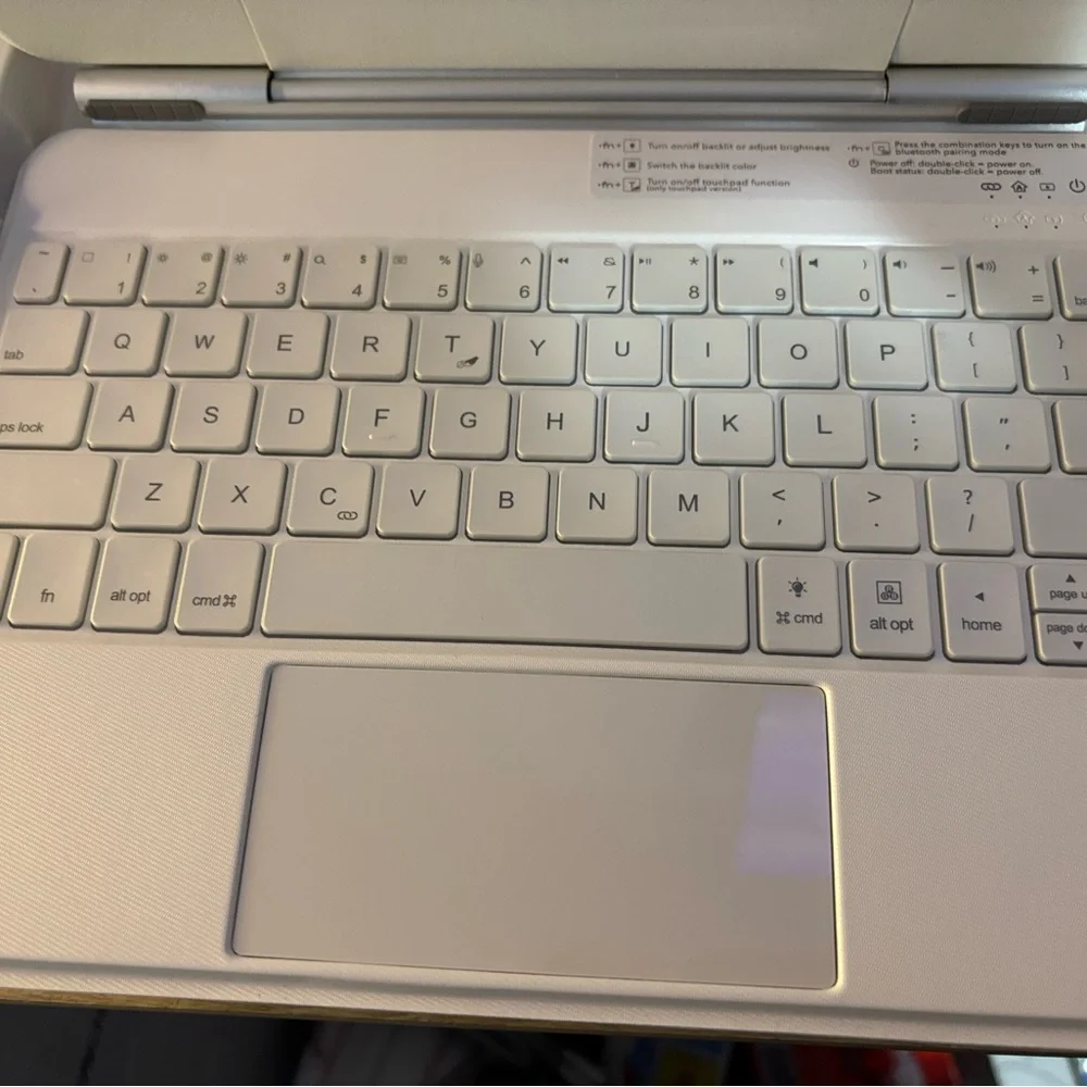 White Textured Laptop Case
